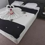Diamond Apartment *