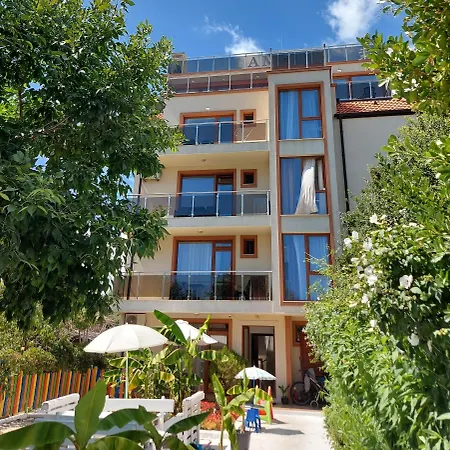 Апартаменты Diamond *