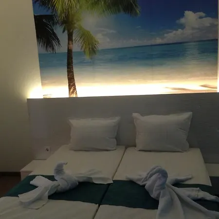 Апартаменты Diamond Китен