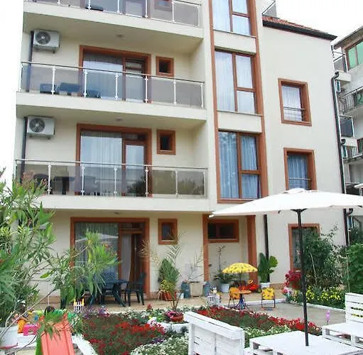 Апартаменты Diamond *